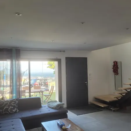 Modern And Authentic House فيلة Ecotay-l'Olme